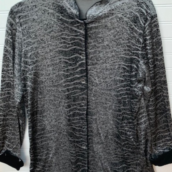 🐣🐣Chico's Traveler Button Jacket or Shirt🐣 - Picture 2 of 8